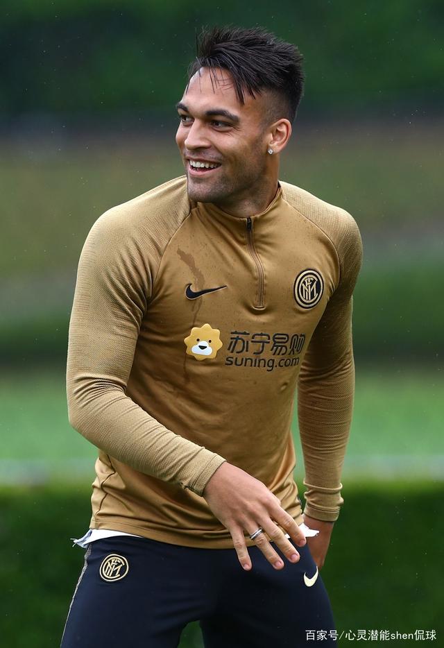 开云网页版-关于转会期意大利杯传出新动向，纽约尼克斯强势反弹，高层表态——信心回归，训练强度显著提升的信息