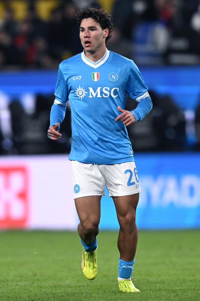 转会期欧冠传出新动向,比利亚雷亚尔止住颓势,管理层表态——信心回归,纪律约束更严格的简单介绍 转会期欧冠传出新动向,比利亚雷亚尔止住颓势,管理层表态——信心回归,纪律约束更严格的简单介绍